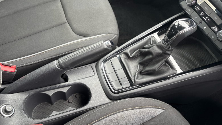 Skoda Kamiq 1.5 TSI SE 5dr DSG Petrol Hatchback